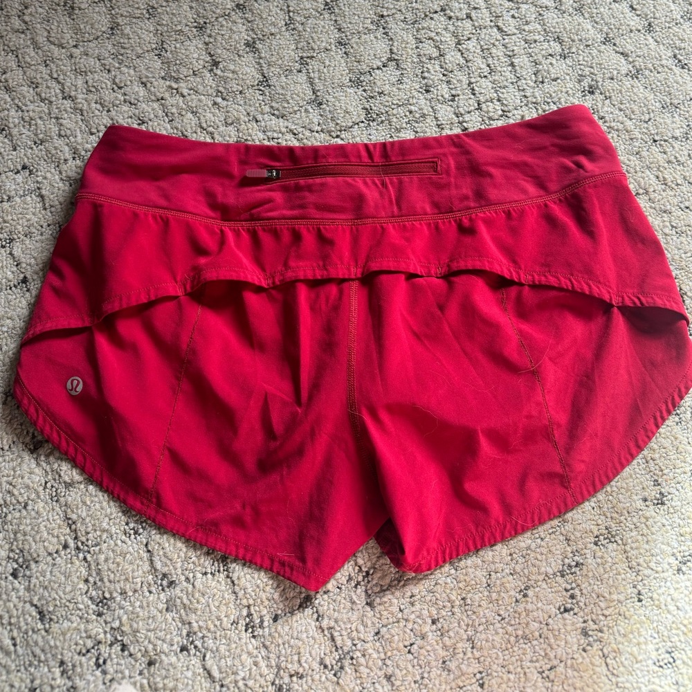 lululemon Speed Up Shorts (size 8 | “small”)